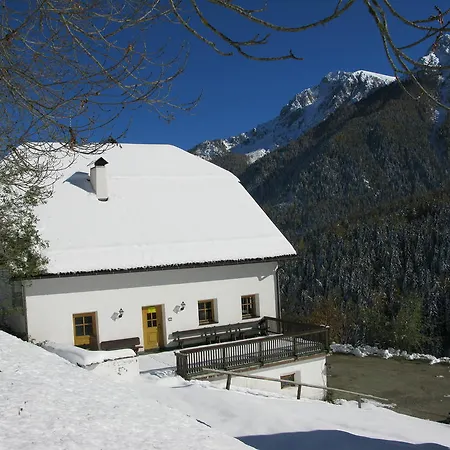 Berggasthof Trattes-3